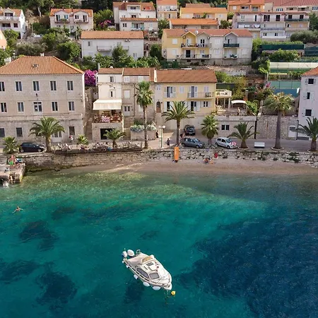 Nice In Stratincica With Wifi Vela Luka